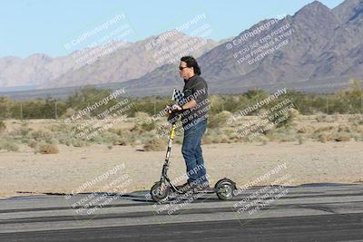 media/Jan-15-2026-Racers Edge (Thu) [[dfebeb70ab]]/1-Around the Pits-Track Walk/